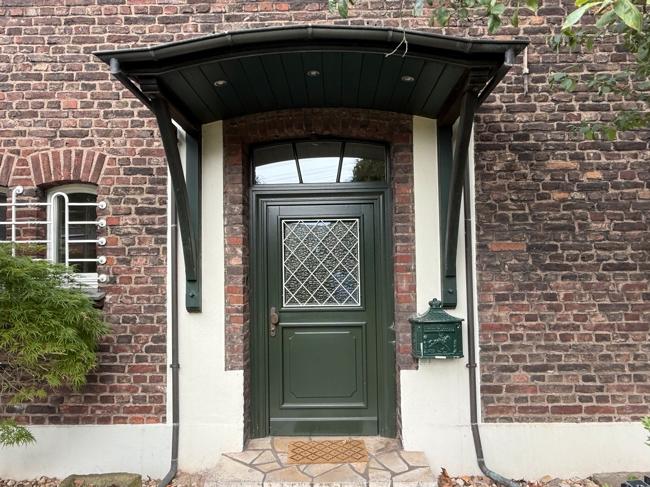 Erdgeschoßwohnung Duisburg Rheinhausen - 7 Zimmer, 211 m&sup2;, 2.000&euro; | Angebot:25962714