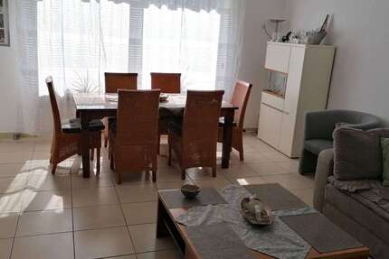 Wohnung Dinslaken Hiesfeld - 4.5 Zimmer, 93 m&sup2;, 230.000&euro; | Angebot:26788707