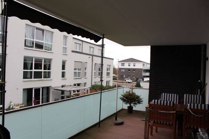 Etagenwohnung Neukirchen-Vluyn Neukirchen - 3 Zimmer, 101 m&sup2;, 1.200&euro; | Angebot:26703076