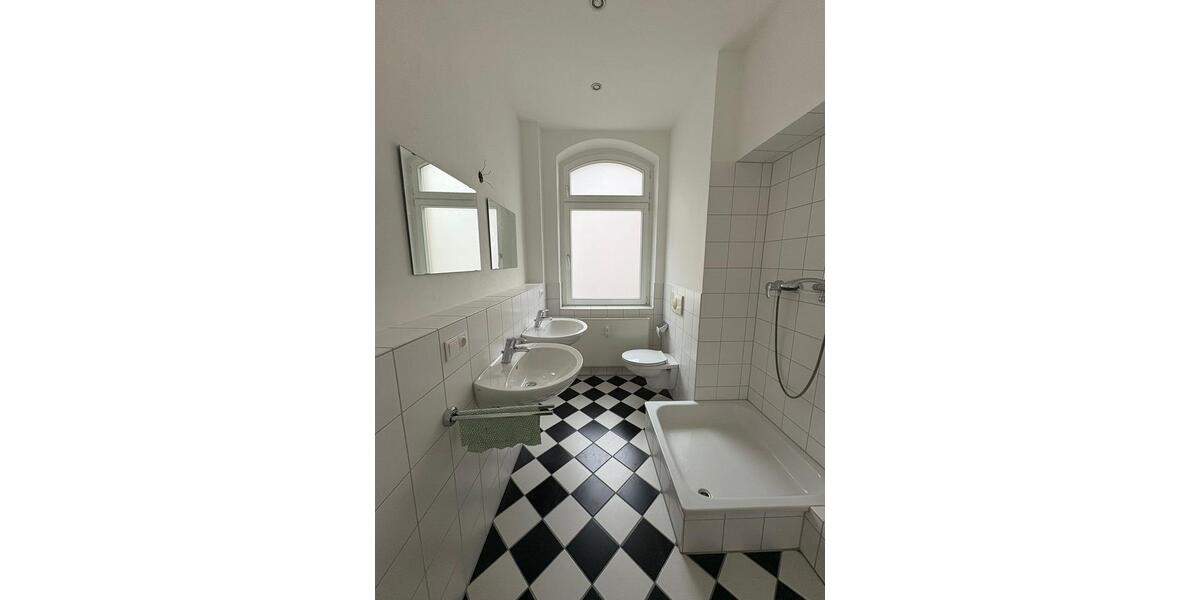 Etagenwohnung Wesel Fusternberg - 4 Zimmer, 127 m&sup2;, 1.400&euro; | Angebot:25792031