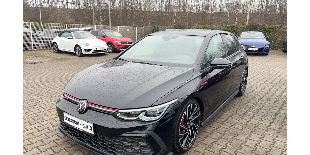 VW Golf 83.015 km 27.890 &euro; Duisburg 47178