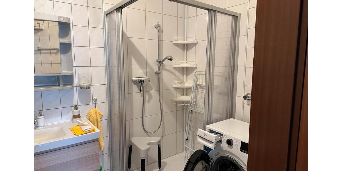 Dachgeschoßwohnung Dinslaken Hiesfeld - 1 Zimmer, 49 m&sup2;, 641&euro; | Angebot:26660547