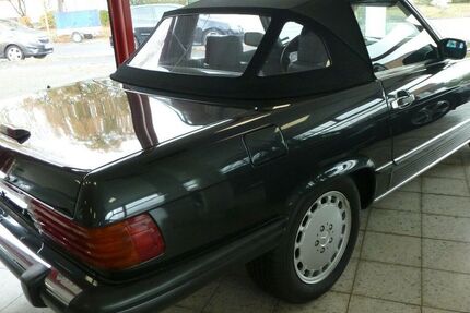 Mercedes-Benz 560 182.342 km 37.500 &euro; Duisburg 47138