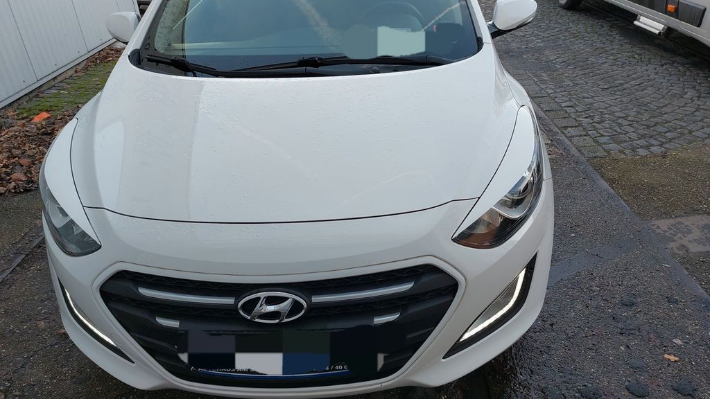 Hyundai i30 129.000 km 8.250 &euro; Bocholt 46399