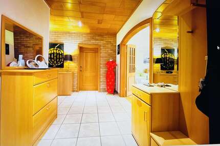 Haus Schermbeck - 5 Zimmer, 230 m&sup2;, 750.000&euro; | Angebot:26016754