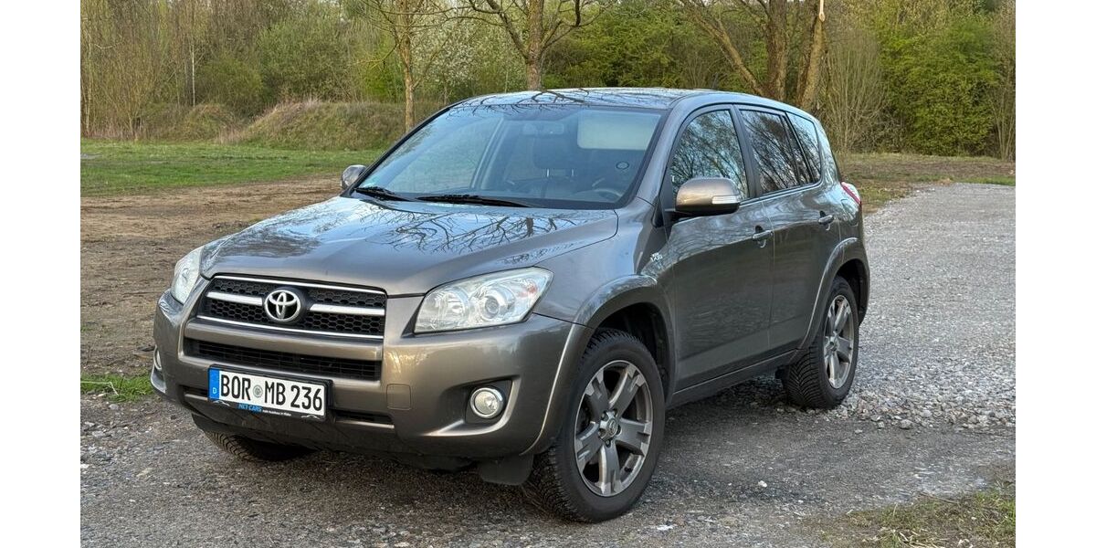 Toyota RAV 4 218.000 km 7.200 &euro; Bocholt 46395