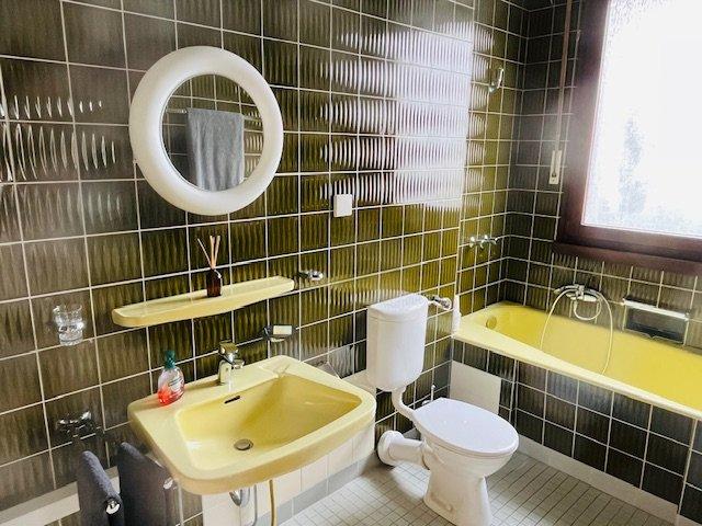 Mehrfamilienhaus, Wohnhaus Oberhausen Alsfeld - 10 Zimmer, 183 m&sup2;, 349.500&euro; | Angebot:26061066