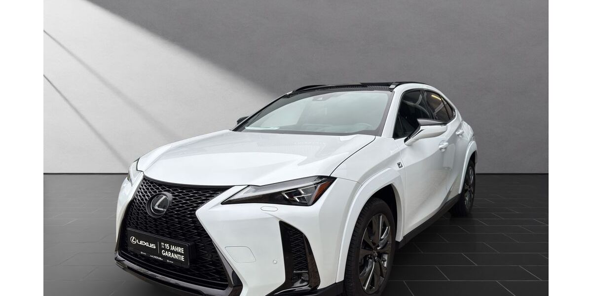 Lexus UX 22.500 km 38.990 &euro; Wesel 46485
