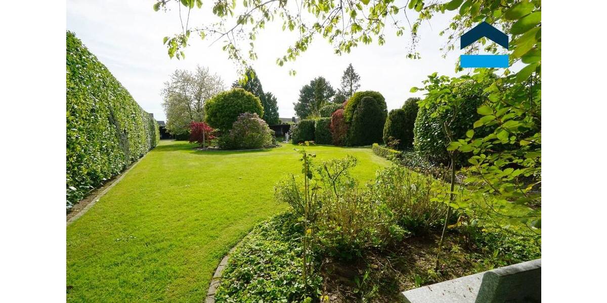 Einfamilienhaus Kamp-Lintfort Hoerstgen - 8 Zimmer, 360 m&sup2;, 790.000&euro; | Angebot:25701928