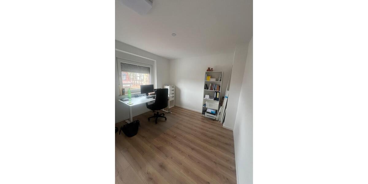 Etagenwohnung Kamp-Lintfort Lintfort - 3 Zimmer, 70 m&sup2;, 1.300&euro; | Angebot:25088416