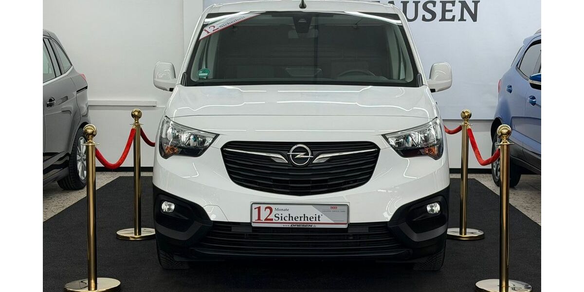 Opel Combo 118.957 km 11.099 &euro; Oberhausen 46049