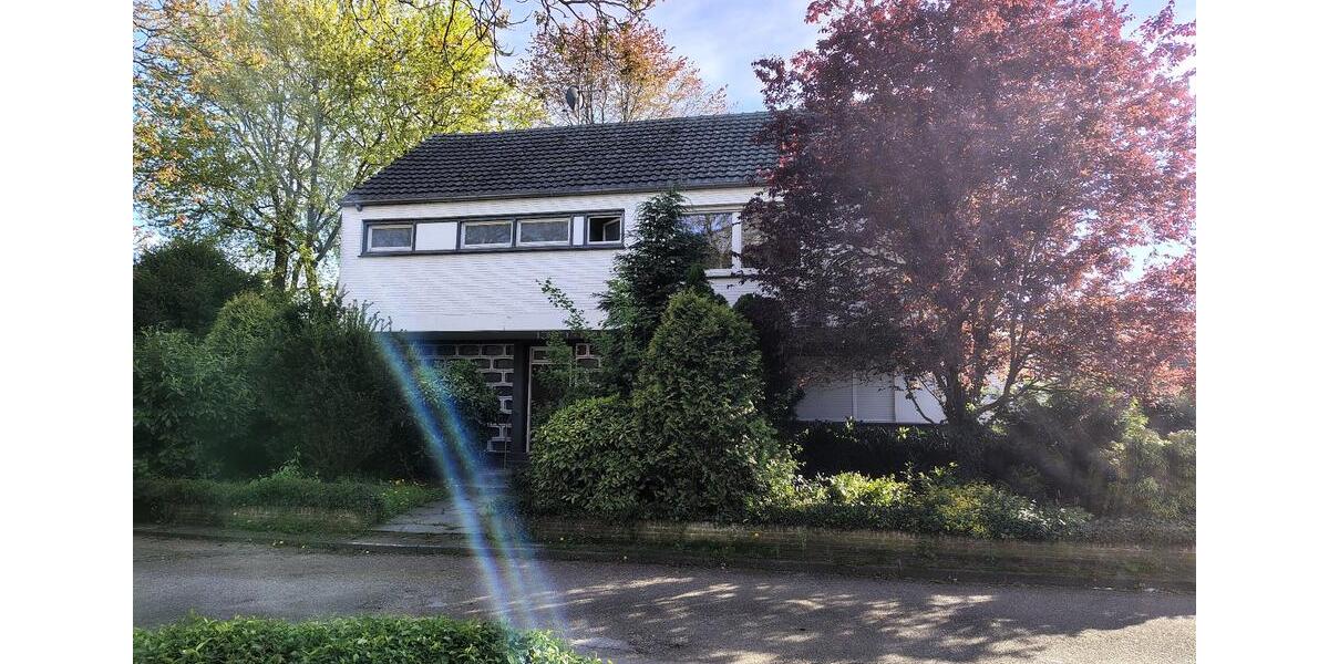 Einfamilienhaus Kalkar - 11 Zimmer, 282 m&sup2;, 490.000&euro; | Angebot:25637232