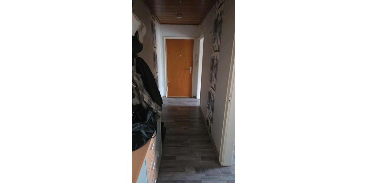 Dachgeschoßwohnung Oberhausen Biefang - 2.5 Zimmer, 45 m&sup2;, 450&euro; | Angebot:26577511
