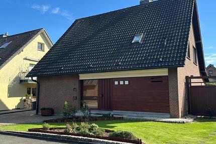 Haus Rheinberg - 7 Zimmer, 135 m&sup2;, 565.000&euro; | Angebot:27618005