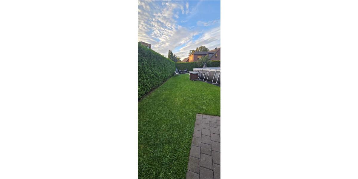 Einfamilienhaus Rees - 8 Zimmer, 208 m&sup2;, 365.000&euro; | Angebot:25171424