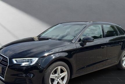 Audi A3 111.758 km 12.450 &euro; Wesel 46485