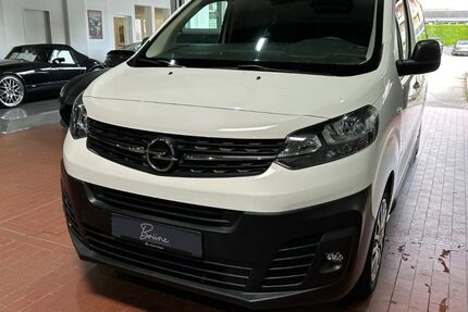 Opel Vivaro 63.450 km 15.990 &euro; Duisburg 47058