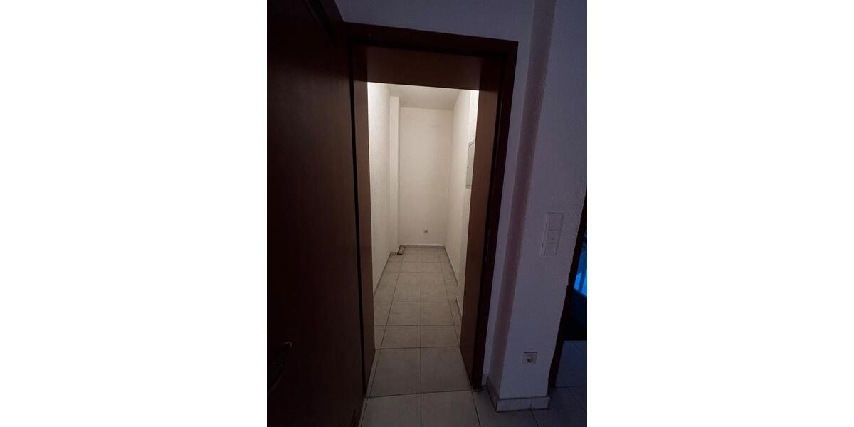 Etagenwohnung Duisburg Hamborn - 2 Zimmer, 62 m&sup2;, 400&euro; | Angebot:25258843