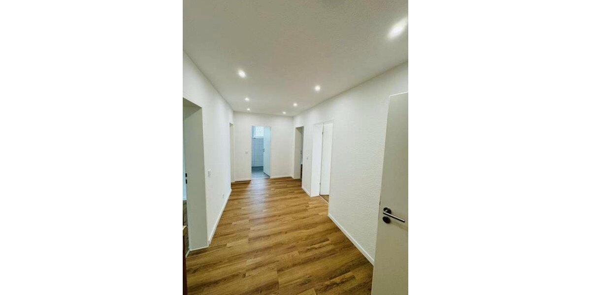 Erdgeschoßwohnung Oberhausen Schmachtendorf - 3 Zimmer, 78 m&sup2;, 800&euro; | Angebot:26546078