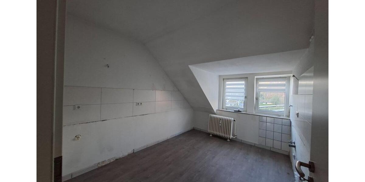 Dachgeschoßwohnung Gladbeck - 2 Zimmer, 73 m&sup2;, 511&euro; | Angebot:25936547