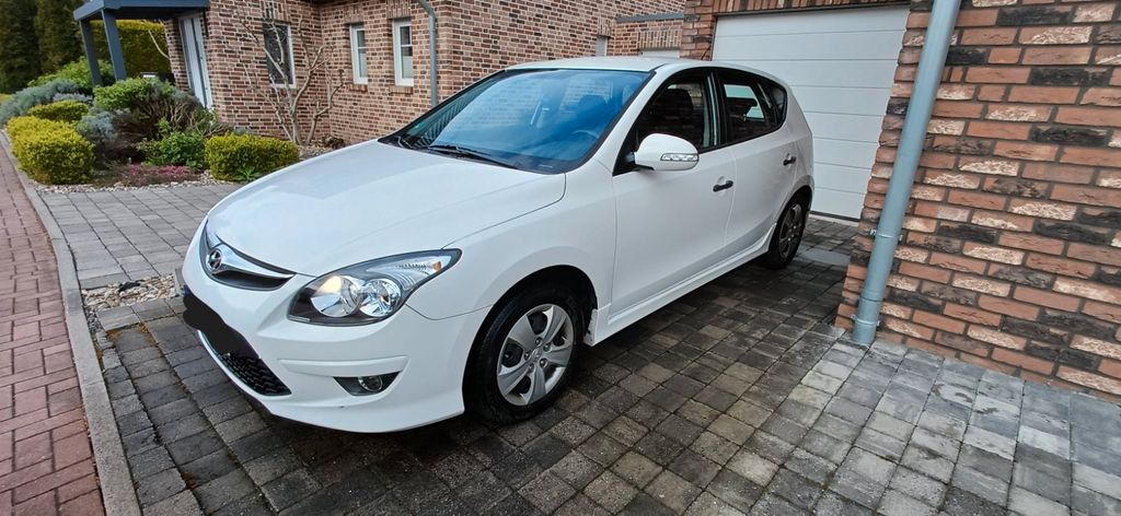 Hyundai i30 280.000 km 2.300 &euro; Rheinberg 47495
