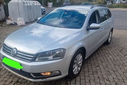 VW Passat 267.390 km 2.800 &euro; Duisburg 47198