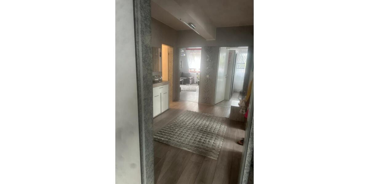 Etagenwohnung Duisburg Walsum - 5.5 Zimmer, 130 m&sup2;, 240.000&euro; | Angebot:23205437