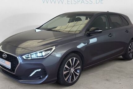 Hyundai i30 72.701 km 17.489 &euro; Moers 47445
