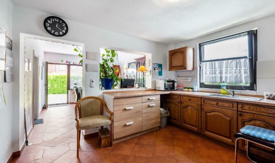 Einfamilienhaus Rees - 8 Zimmer, 208 m&sup2;, 365.000&euro; | Angebot:25171424