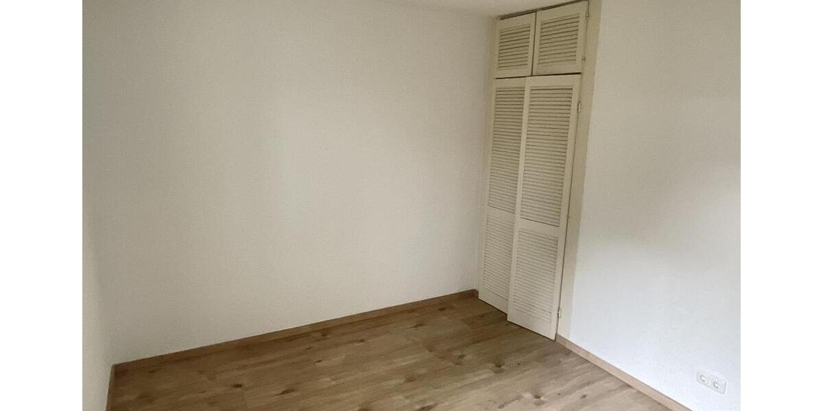 Erdgeschoßwohnung Duisburg Ruhrort - 3 Zimmer, 64 m&sup2;, 509&euro; | Angebot:25793780