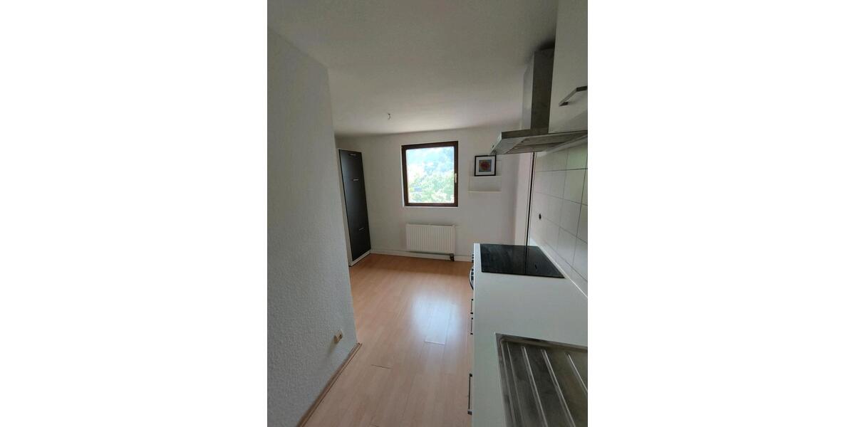Dachgeschoßwohnung Oberhausen Schmachtendorf - 1 Zimmer, 27 m&sup2;, 520&euro; | Angebot:25177781