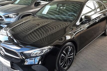 Mercedes-Benz A 180 9.529 km 28.450 &euro; Bocholt 46395