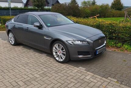 Jaguar XF 102.000 km 15.000 &euro; Dorsten 46286
