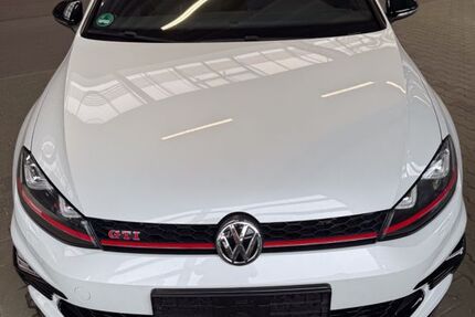 VW Golf 76.000 km 21.000 &euro; Wesel 46487