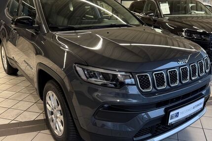 Jeep Compass 10.852 km 29.850 &euro; Bocholt 46395