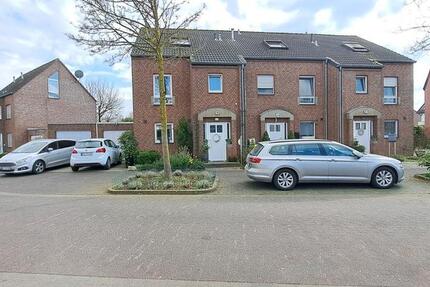 Haus Geldern - 4 Zimmer, 117 m&sup2;, 385.000&euro; | Angebot:25632949