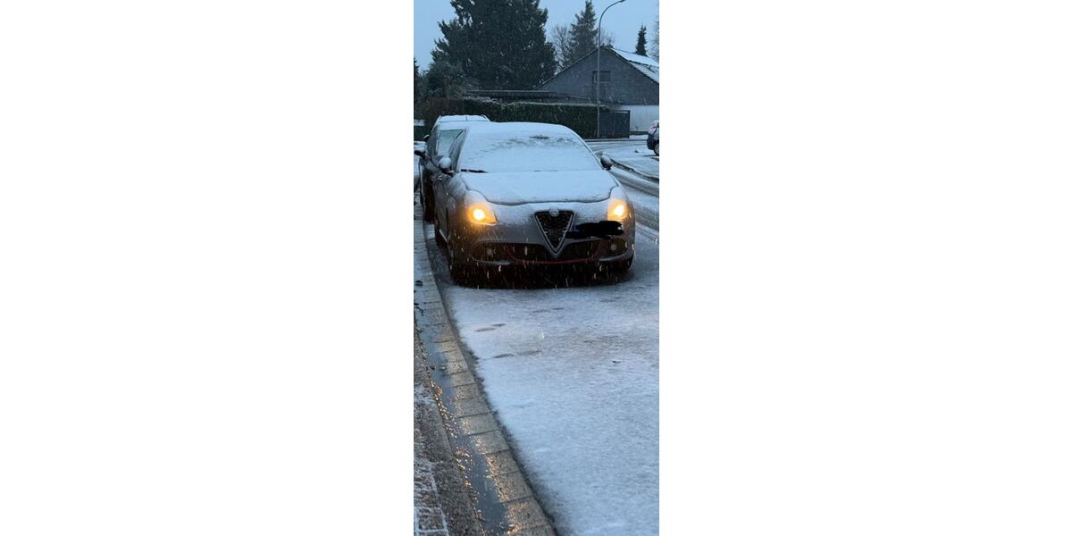 Alfa Romeo Giulietta 216.000 km 8.000 &euro; Duisburg 47198