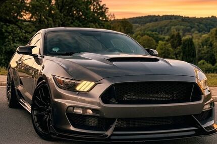 Ford Mustang 87.000 km 23.650 &euro; Moers 47445