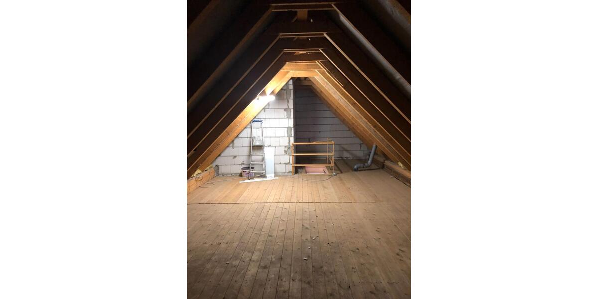 Dachgeschoßwohnung Hamminkeln - 3 Zimmer, 75 m&sup2;, 154.000&euro; | Angebot:25976079