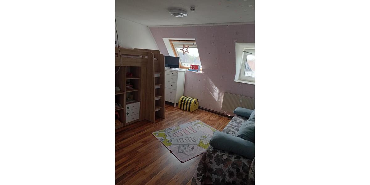 Dachgeschoßwohnung Gladbeck Brauck - 3 Zimmer, 80 m&sup2;, 1.000&euro; | Angebot:26549831