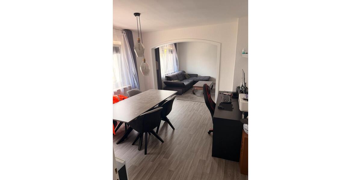Etagenwohnung Oberhausen Alstaden - 2 Zimmer, 68 m&sup2;, 600&euro; | Angebot:26625127