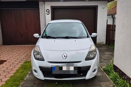 Renault Clio 171.000 km 2.700 &euro; Rheinberg 47495