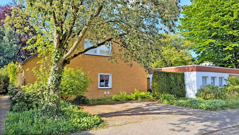 Einfamilienhaus Moers Rheinkamp - 5 Zimmer, 203 m&sup2;, 379.000&euro; | Angebot:25606821