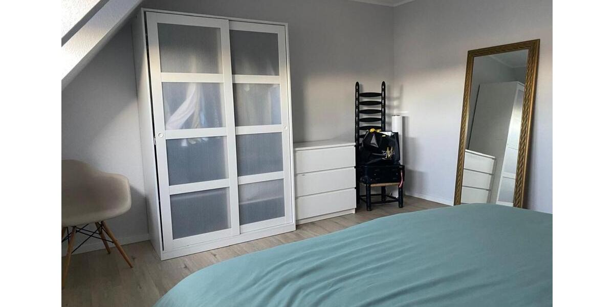 Dachgeschoßwohnung Bocholt Stenern - 4 Zimmer, 110 m&sup2;, 1.380&euro; | Angebot:25822571