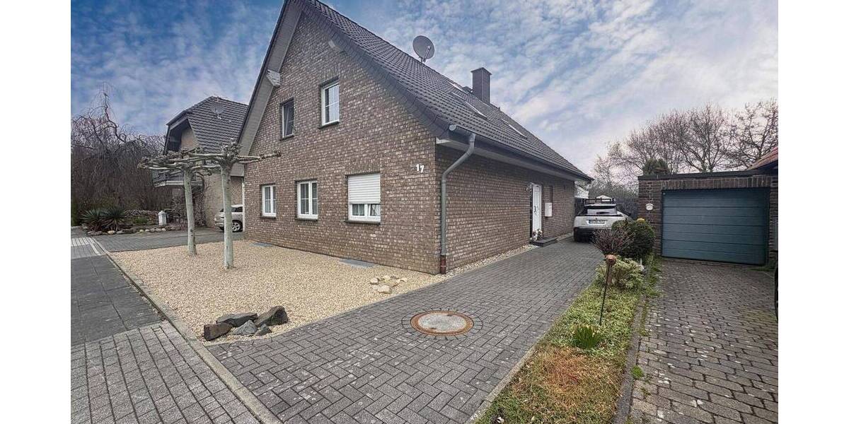 Etagenwohnung Moers Kapellen-Mitte - 3 Zimmer, 110 m&sup2;, 299.000&euro; | Angebot:26092484