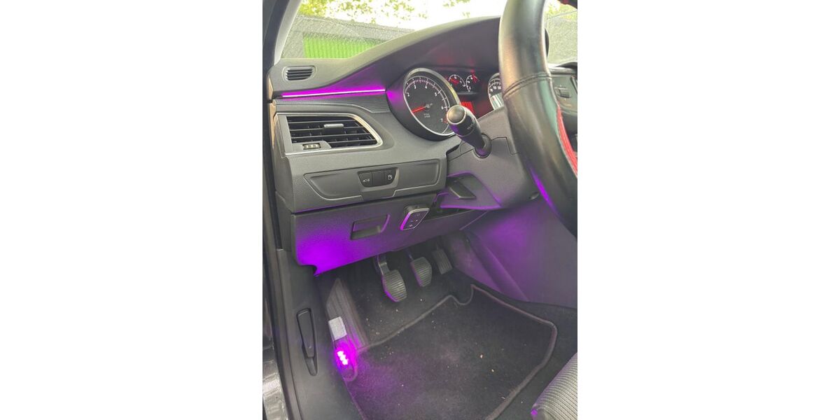 Peugeot 508 142.000 km 5.800 &euro; Duisburg 47057