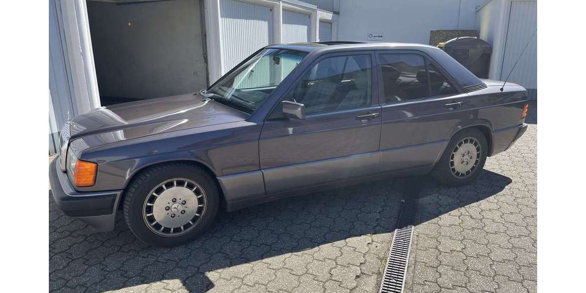 Mercedes-Benz 190 229.000 km 8.950 &euro; Moers, Stadt 47443