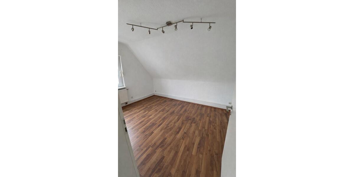 Dachgeschoßwohnung Bottrop Boy - 3 Zimmer, 45 m&sup2;, 530&euro; | Angebot:26194922