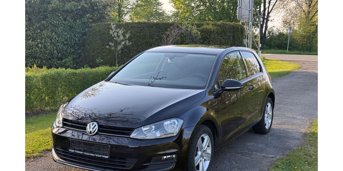 VW Golf 110.000 km 7.800 &euro; Raesfeld 46348