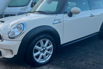 Mini Cooper SD 273.561 km 3.800 &euro; Bocholt 46395